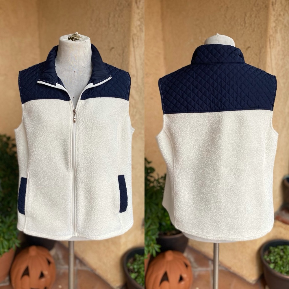 Croft & Barrow Petite Sherpa Vest (PL)